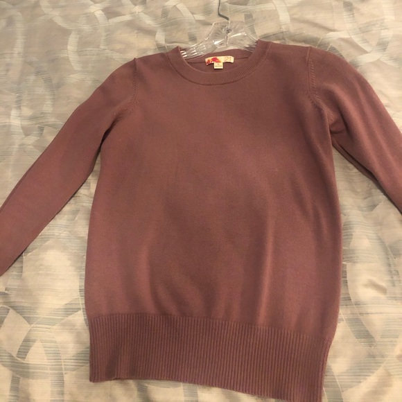 Classic sweater - Picture 2 of 2